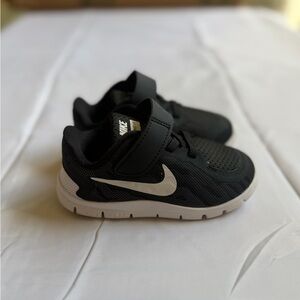 Nike free 5 tdv new in original box